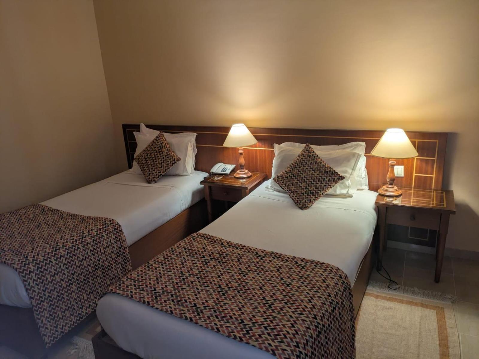 Le Consul 4*